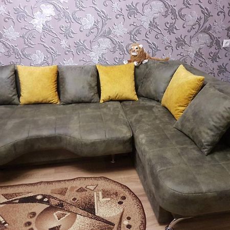 2х комнатная с ремонтом в центре.Renovated, center Apartment Khmelʼnytsʼkyy Екстериор снимка
