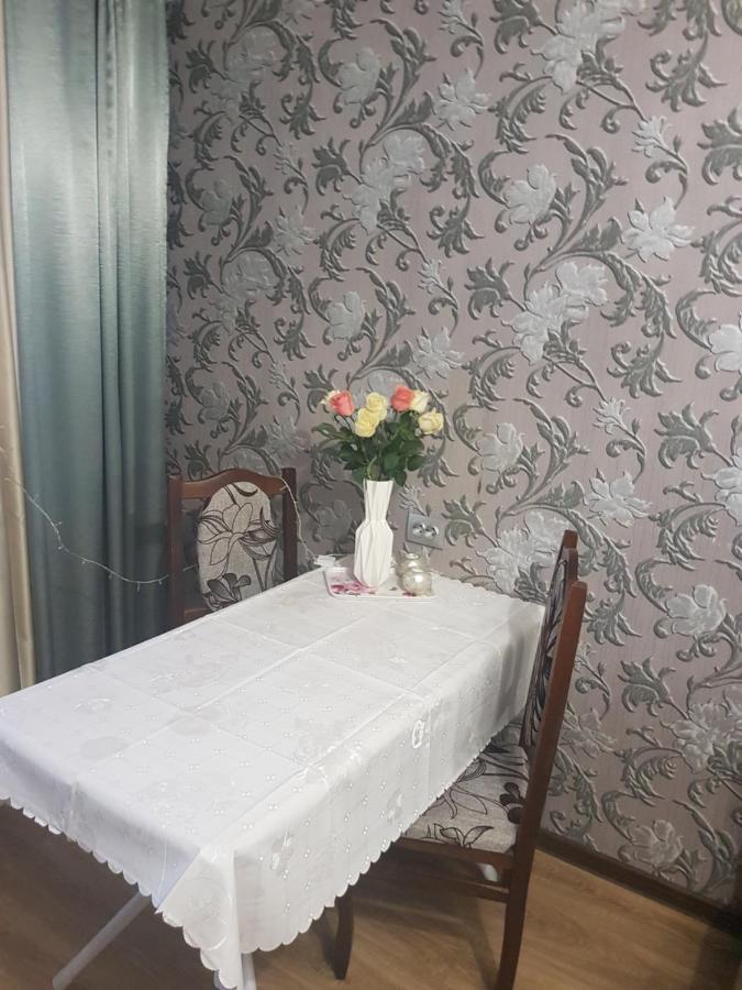2х комнатная с ремонтом в центре.Renovated, center Apartment Khmelʼnytsʼkyy Екстериор снимка
