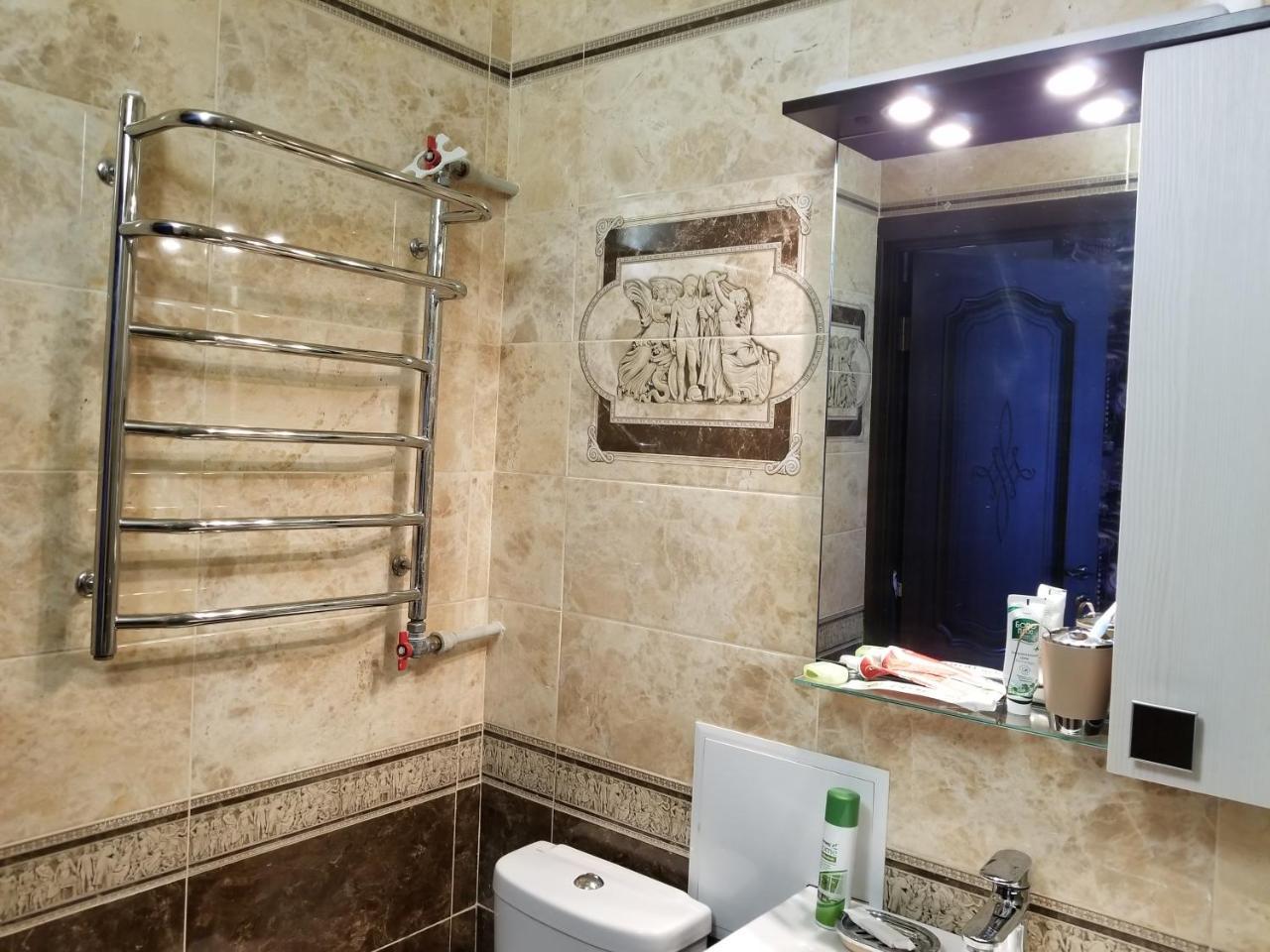 2х комнатная с ремонтом в центре.Renovated, center Apartment Khmelʼnytsʼkyy Екстериор снимка